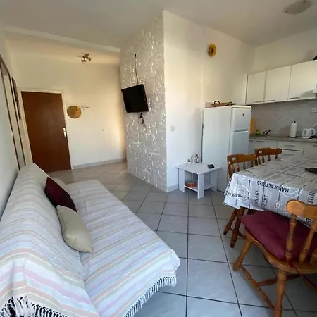 Tihi Apartman Vodice Exterior photo