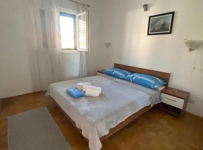 Tihi Apartman