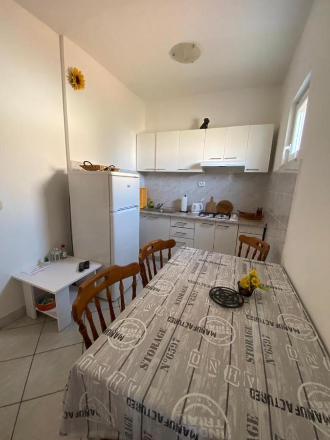Tihi Apartment